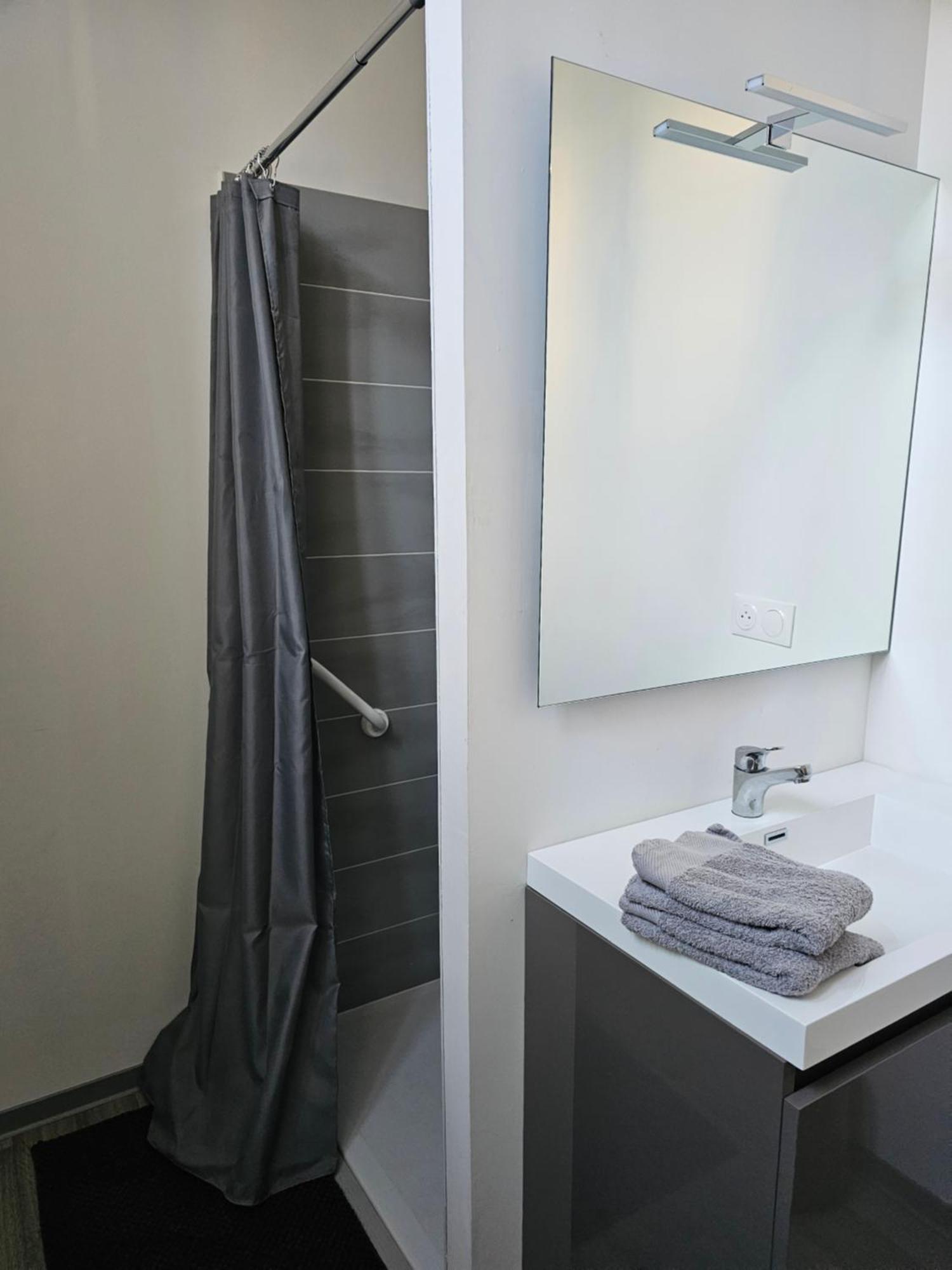Logement Centre Ville Maurs エクステリア 写真